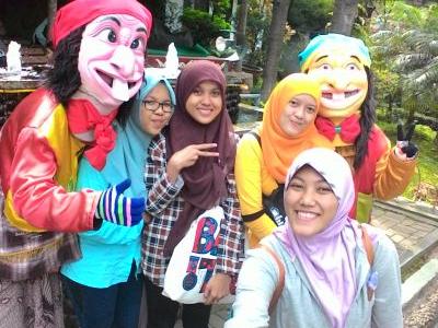 Achieving the dream || Keuangan dan Perbankan Syariah PNJ '14