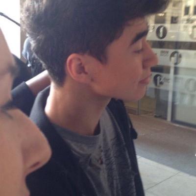 ♡ FREE FOLLOW FROM @ALTJxHALSEY ♡