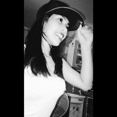Eu gosto de fica com você, e gosto de você, meu riso eh tão feliz contigo , O meu melhor amigo é o meu amor  ♕♡♛