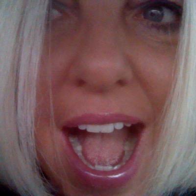chicagoval's profile picture. Fish wrangler, monkey tamer, empanada wrapper and water diving with hippos. Southern to the bone