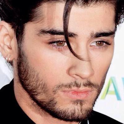 free follow!! just follow @Netflixingzayn as a thanks