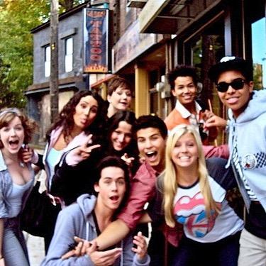 Join as one of the cast members from Degrassi. ||@/DM for a role|| #WeAreDegrassiRP [[6 Members]]