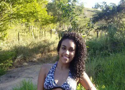 Se um dia me perguntarem o que de mais sensacional eu fiz na vida, vou responder que amei com coragem todas as pessoas que passaram por ela.