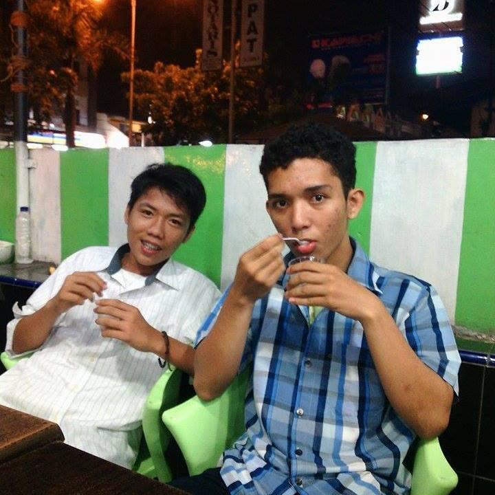 PedrosaMarquez1's profile picture. Special Air Service(SAS) my Hobi Army Special Force ,,And Manchester United My Hobi  Club...