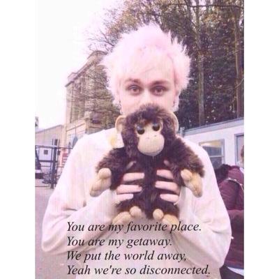 Acticmichaels's profile picture. ♡5sos♡ ☼Michael is my sunshine☼ ♛I do what I want I'm punk rock♛  ☻ I follow back☻