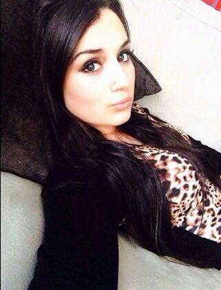 I am 14 years old, I am Turkish- American. I love Pretty little lairs its my favourite. I play volleyball, badminton, netball. i do horse riding.