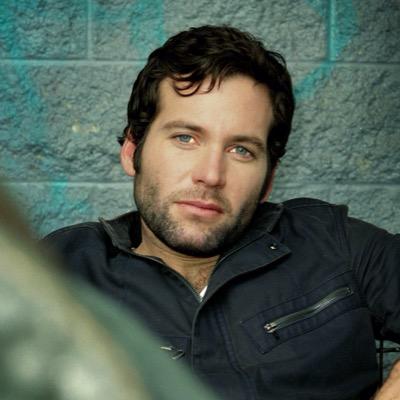 ChefOfTheEF's profile picture. Just arrived in Storybrooke from the Enchanted Forest... Chef who is now lost in this world. Help me? [Literate][OC]