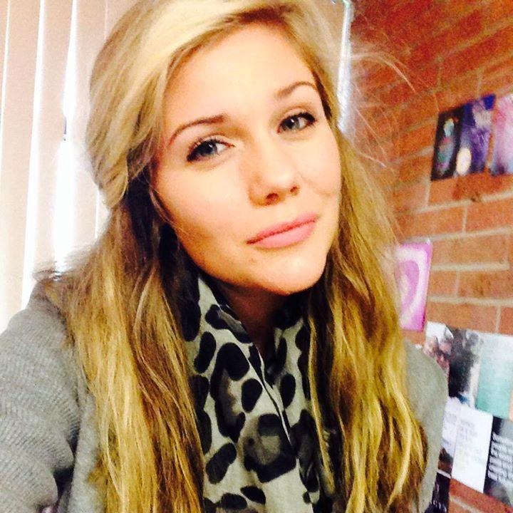 Abbs_Rae's profile picture. 