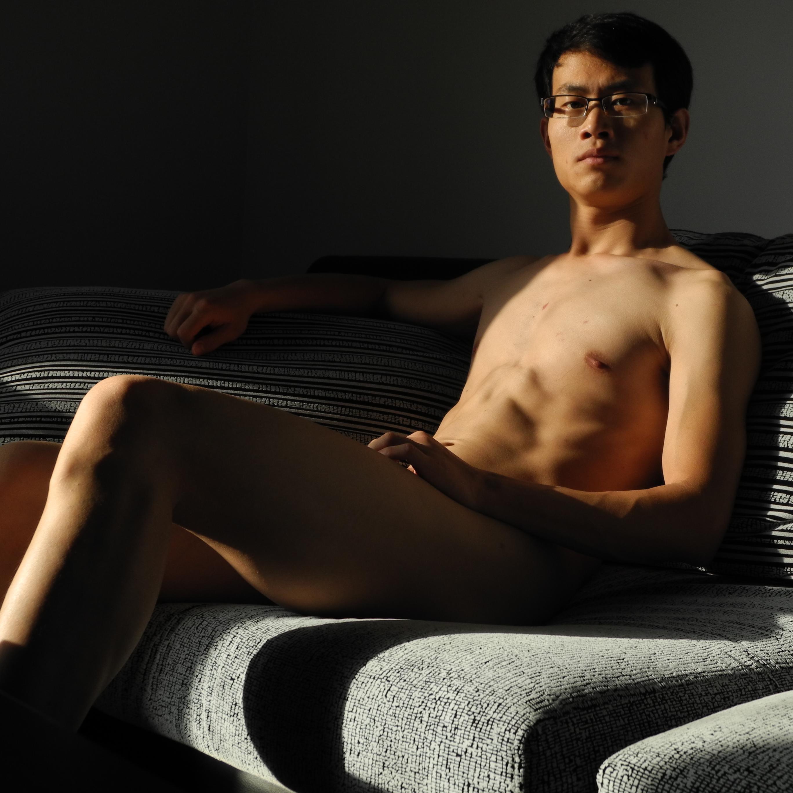 heroloveapple's profile picture. 