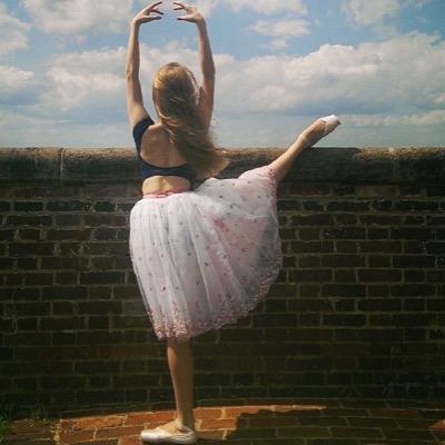 balletproblems6's profile picture. all those long nights at the studio are worth it when im on stage.