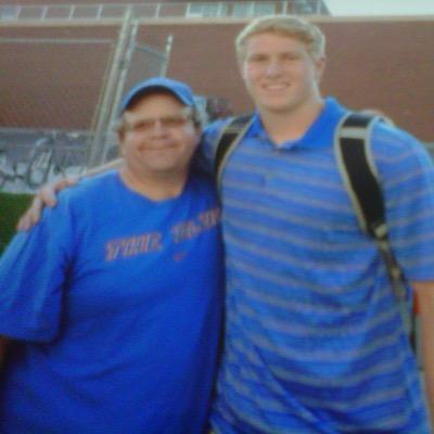 I am big fan of Boise state Broncos football team and I offence  line coach for peewee football