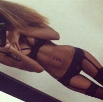 mostlovely69's profile picture. Hi loves!!!!!! DM me;) male or female;)