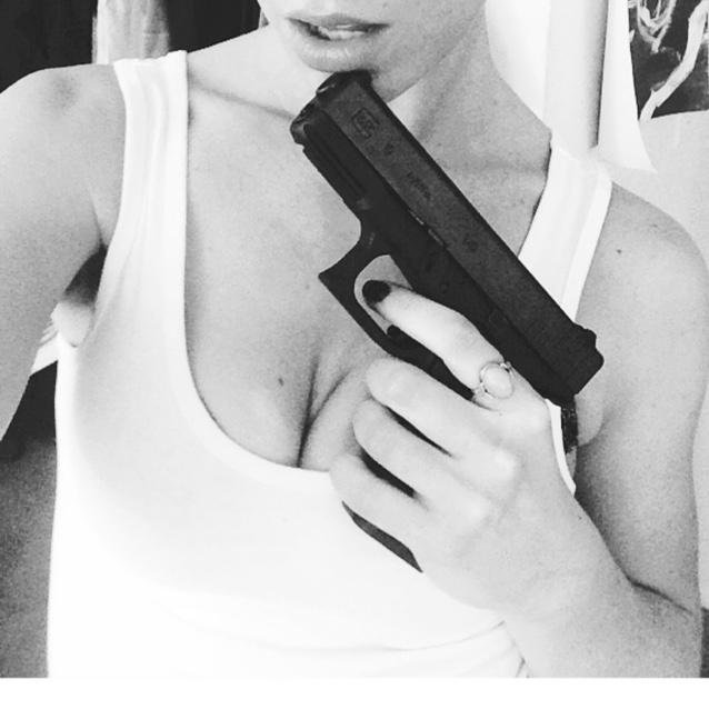 Fourbadbitches's profile picture. 