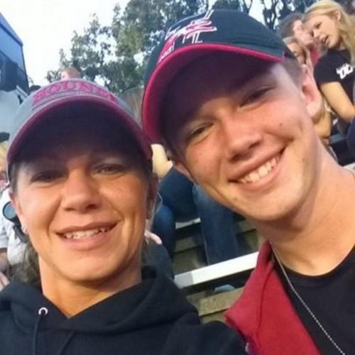 hotmommaAdams's profile picture. 