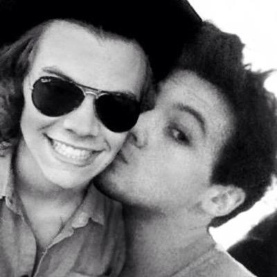 free follow // please follow @snapbxckziam & ask for a follow back