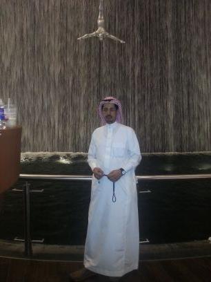 سعود العبداني معلم لطلاب التربية الخاصة في متوسطة العباس في الرس