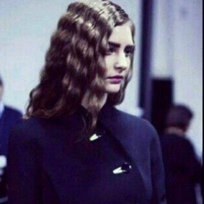 ‏‏‏‏‏‏‏‏‏‏‏‏:عش جوهرياً اومت اصم-.           كما نادر:العود.       مجنونه لاانصح بمتابعتي!                                   آحترمم تحترمم $