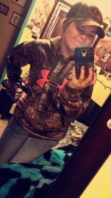 16. Dipping, mudding, lifted truck, shooting, and country music is life. Oil field guys are my favorite  i love mine