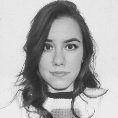No soy la escritora Cubana. Instagram @zoyeyita 👻valdez.zoe