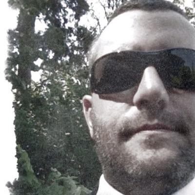 jlreynal's profile picture. Si exprimer un point de vue est répréhensible, alors je l'avoue, je suis coupable! Mettons un peu d'humeur dans ce Monde de Brutes. Voyage d'île en île.