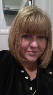 Mum.Wife.Friend.Nurse.swimmer.