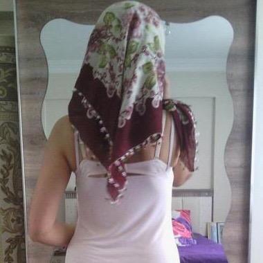 1.70 Boy, Esmer, 60 Kilo Dul bayanım..
5 yıldır erkeksizim,anladınız siz onu..
Doyumsuz bir deneyim için Önce RT FAV sonra buluşma..fiyatta anlaşırız her türlü