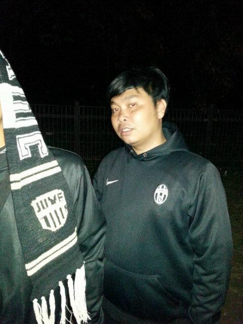 hari ini harus lebih baik dari hari kemaren , JUVENTINI sejati bukan pendukung yang galau , Cwo humoris dan jarang pernah nangis !!