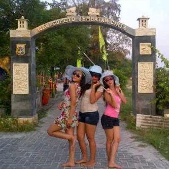 sekilas info wisata pulau tidung...
Hub
Call 085710041603
Pin 52824446   ...EL REALIVERPOOL