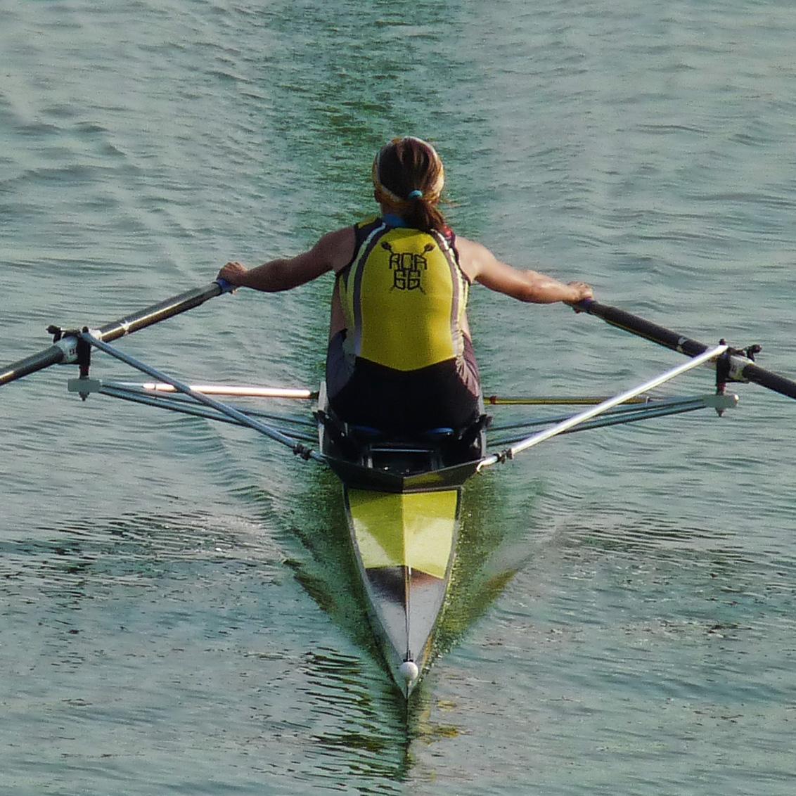 Amante del deporte del Remo.
Presidenta Fed. Madrileña Remo.
Vocal remo y mujer Fed. Española
#Salud #muévete 🚣