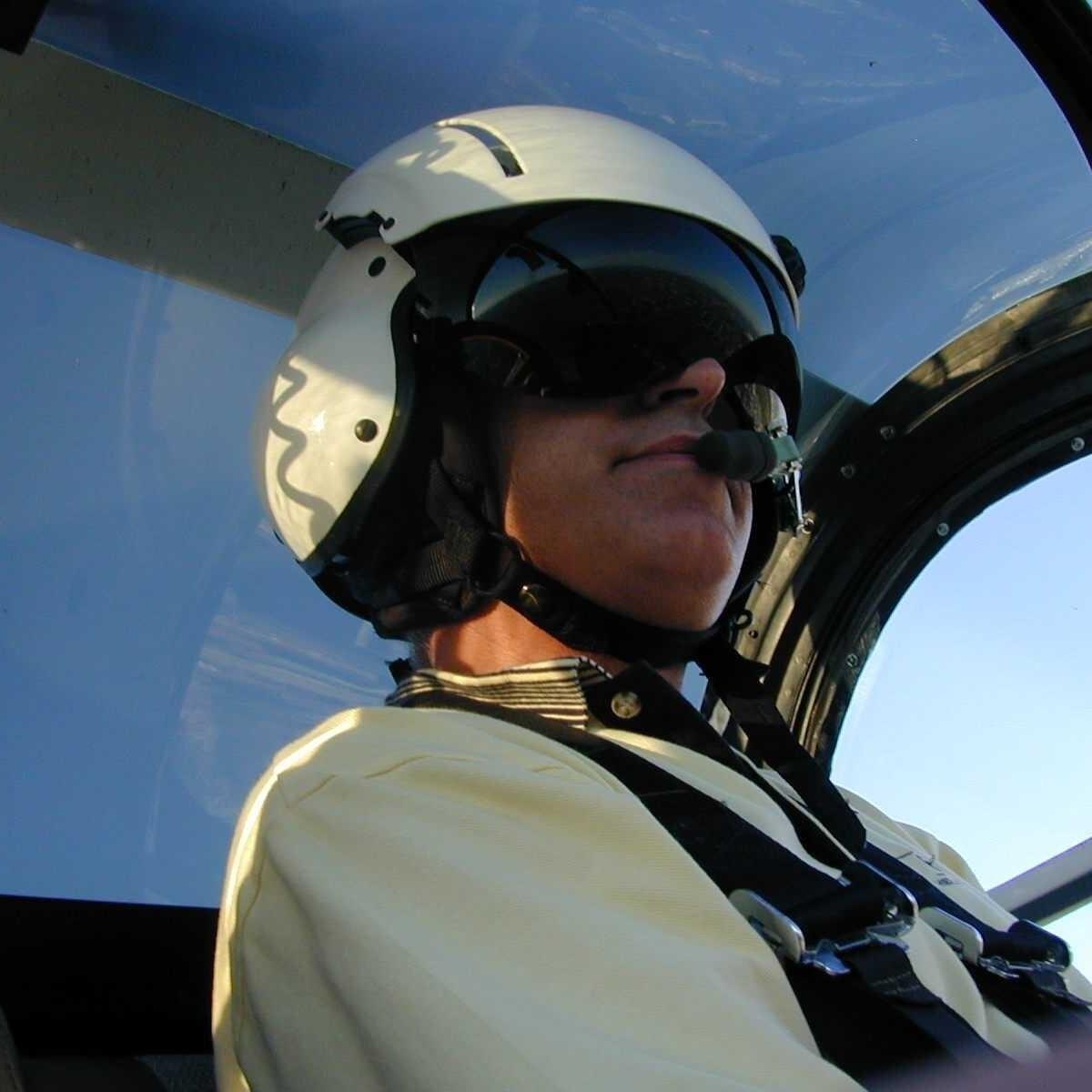 Retired from police after 26.5 years and commercial helicopter pilot. Member of the Airborne Public Safety Association for more than 24 years.