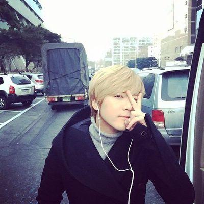 이홍기loveです♡ファン歴はめっちゃ短いですが、学校でもホンギことばっか、考えて授業聞いてません笑だめですが、、これから、よりほんぎのこと知りたいです！ほんぎのための垢なんでほんぎのことloveな人followお願いです！リア名は未来です！ハングル語で書いてます！