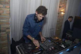 dj.amante da house music, house music is my life, live life happy. http://t.co/8gjqqaWgGu http://t.co/nBIjdJTJwo