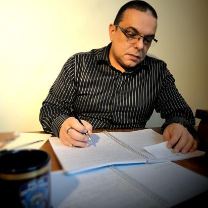 Auteur publié sur le site http://t.co/B4TM13Diim