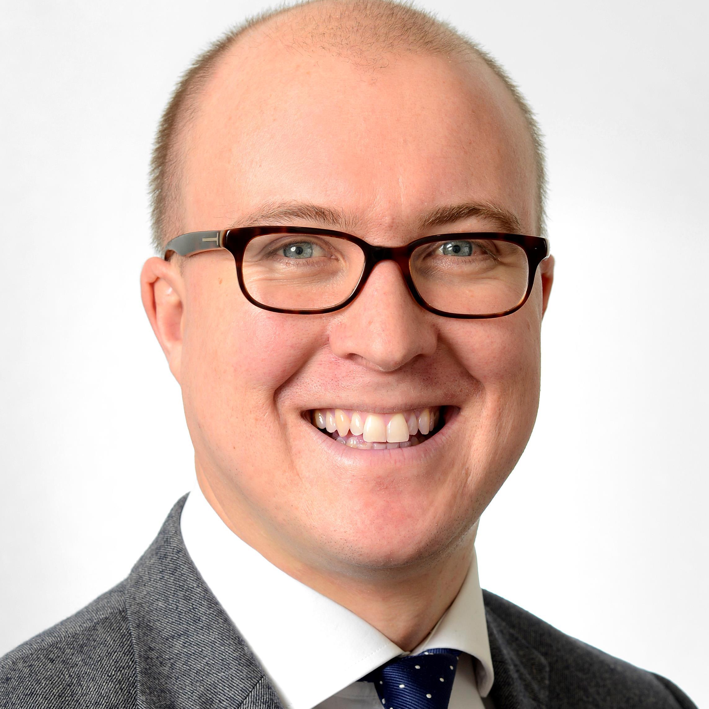 I am a Partner at PwC -  I enjoy rugby and climbing mountains around the world.  All views are my own.