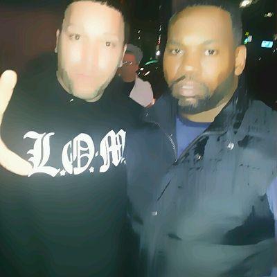 ruzboyzpress's profile picture. 