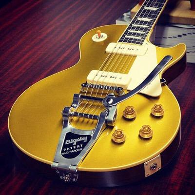 Bringing you pictures of some of the hottest guitars in existence. If you know a guitar you think should be featured tweet it #GuitarPorn and tag us.