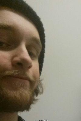 Skaphippie's profile picture. Musikksmaken til en 60-åring, oppførselen til en tiåring og like eventyrlysten som Lars Monsen.