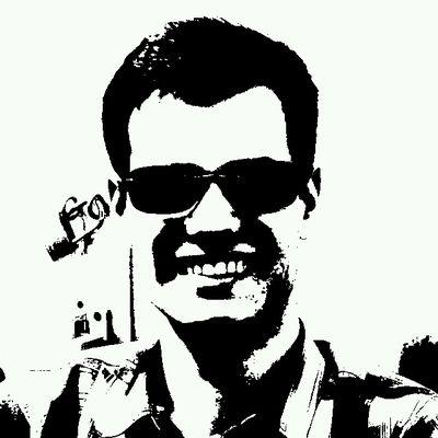 alsique's profile picture. Tengo un papel en el que pone que estudié periodismo.