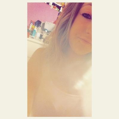 19, Bbm:7E32548E Facebook: Kayee Fowle Instagram: Senoritakays Snapchat: Senoritakays Follow&Ill Follow Backk. Add&Follow The Rest