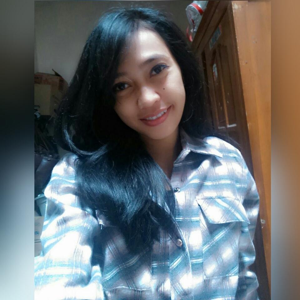 Sastra Indonesia UNS 2013 | i wanna be a billionaire :)