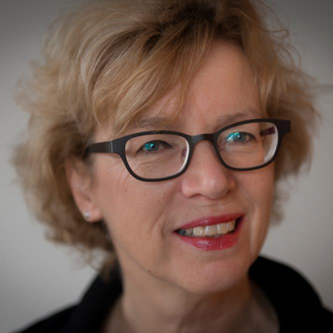 LyanneL's profile picture. ondernemer | communicatieadviseur | content maker | content coach | mentor | reiziger