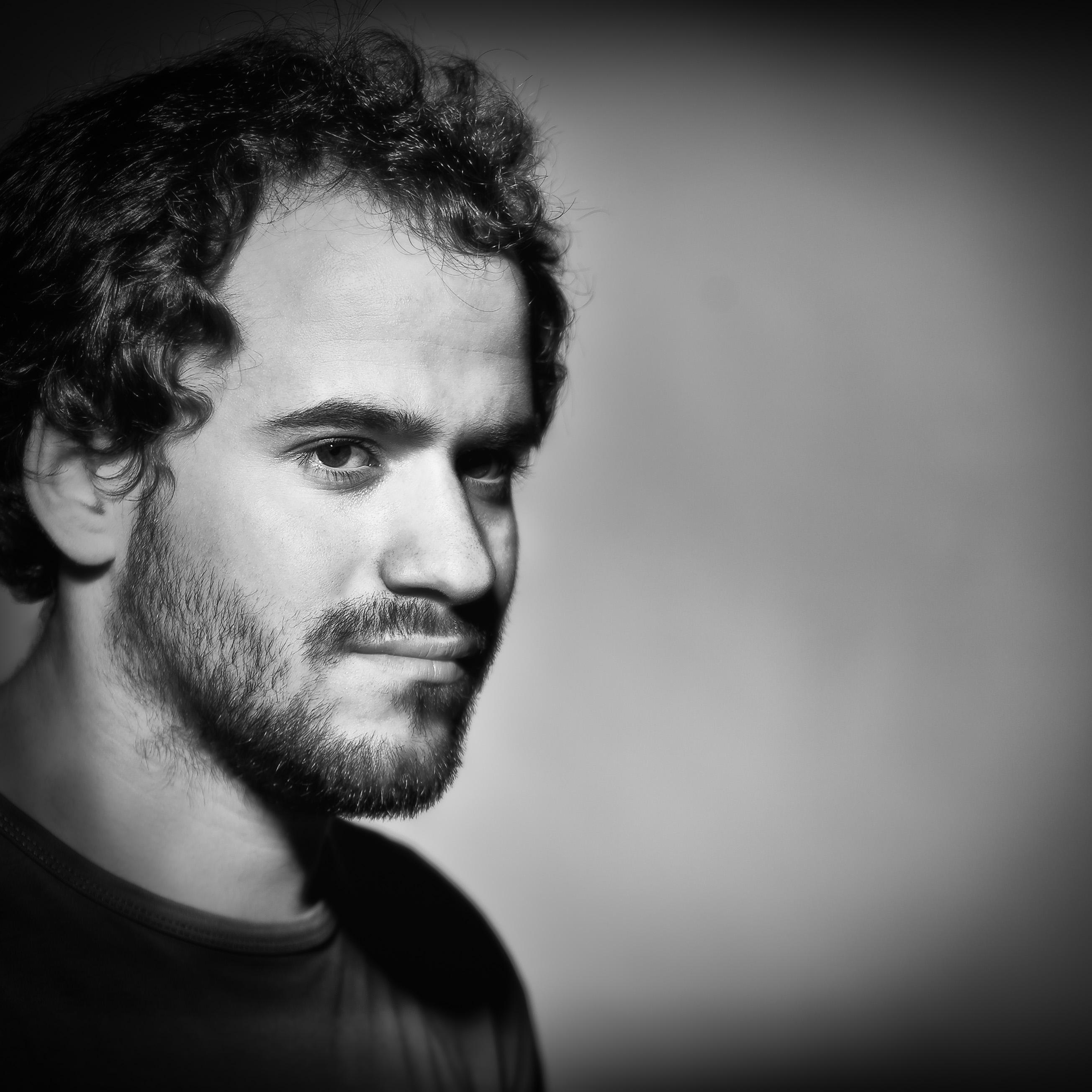 dvux's profile picture. Digital Nativ mit analogen Wurzeln