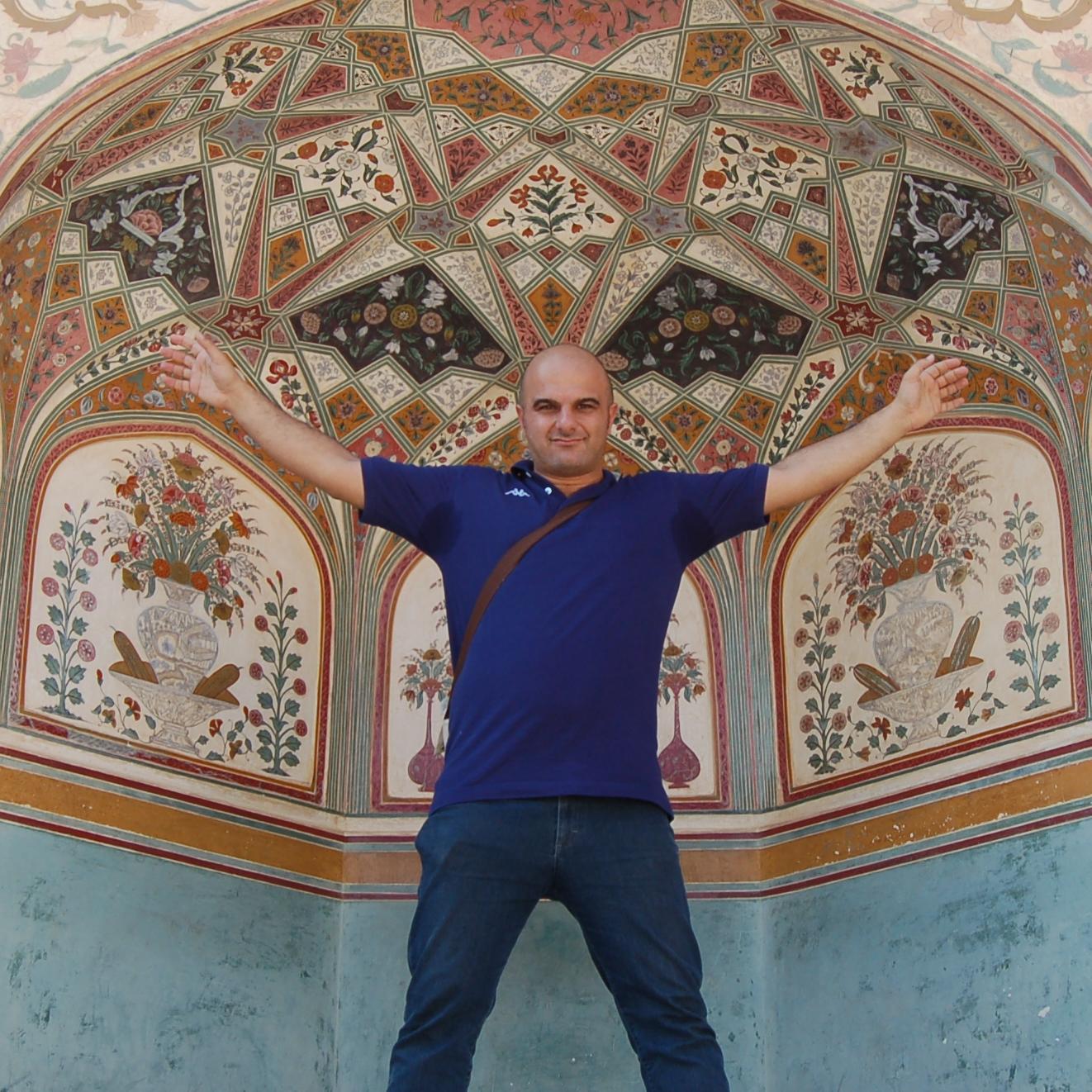 mail_travel's profile picture. 