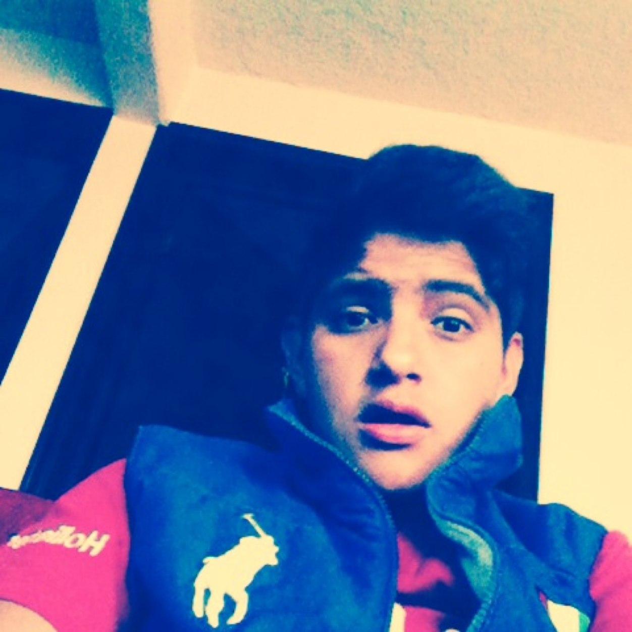 Naci cabron por que pendejos ya habia muchos xD
