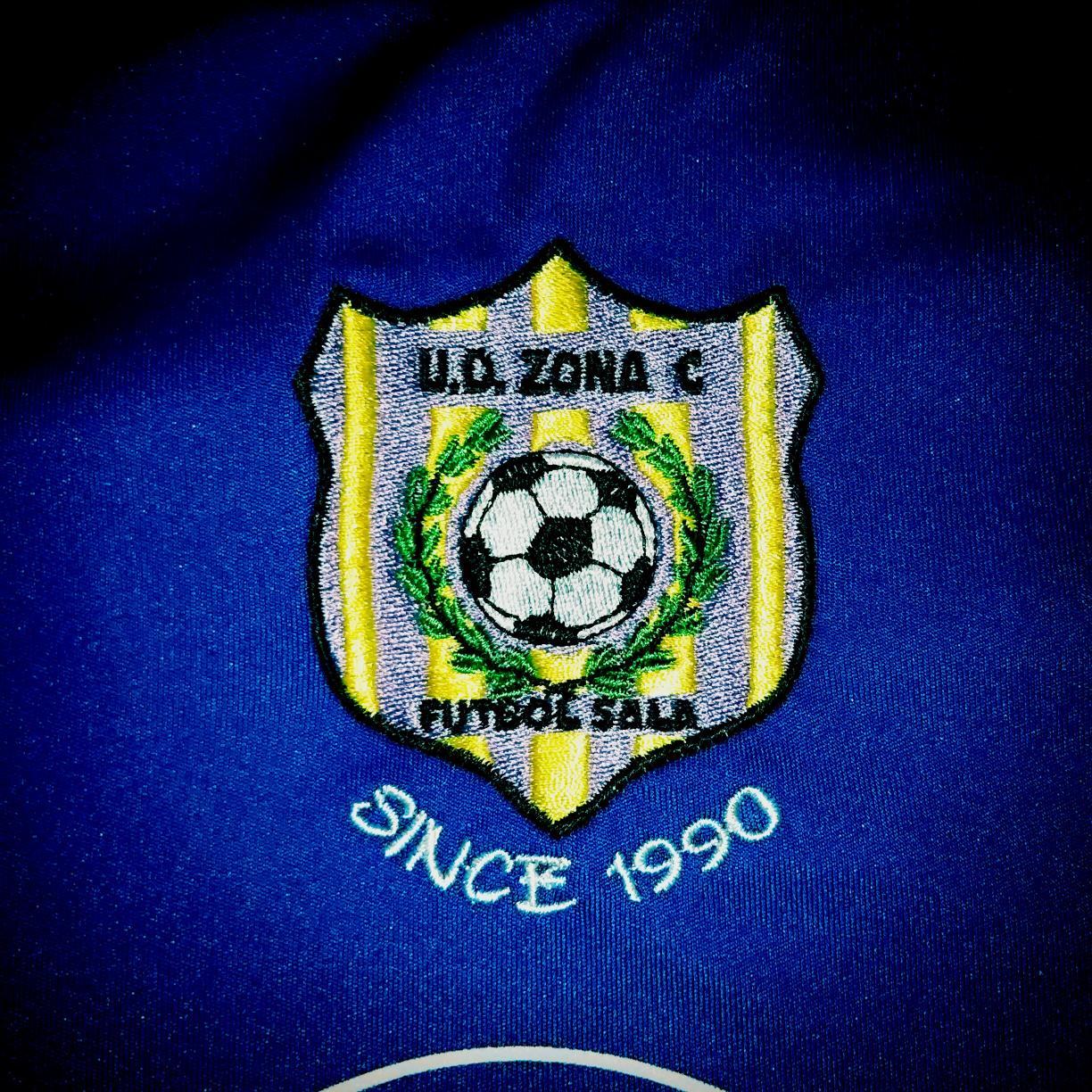 ZonaCFem's profile picture. Equipo de fútbol sala femenino de la primera división de Albacete. 'Juega como si nunca pudieses cometer un error, pero no te sorprendas cuando lo hagas. '