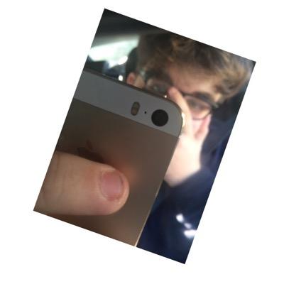 otra cuenta que sera (oficial) @robertstagram