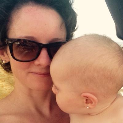 Trying to make internet (and the world) a better place to be. UI/UX Designer & Developer at @QuimbeeDotCom. Mom of 2 girls.