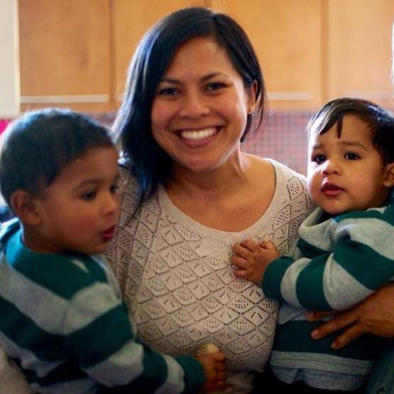 vnisperos's profile picture. distance runner | yogi | clean eating     somatics | sound | simplicity