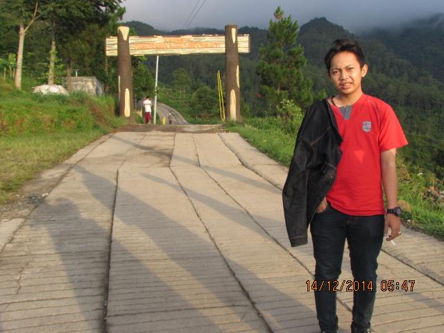 Cah kecu familya... Social two.| godean familya .. sukses men. bermainlah dengan waktu , menjadi seorang arsitektur yang sukses adalah impian saya