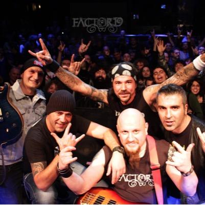 Hola somos un grupo musical de rock intentando hacerse un hueco en este mundo....